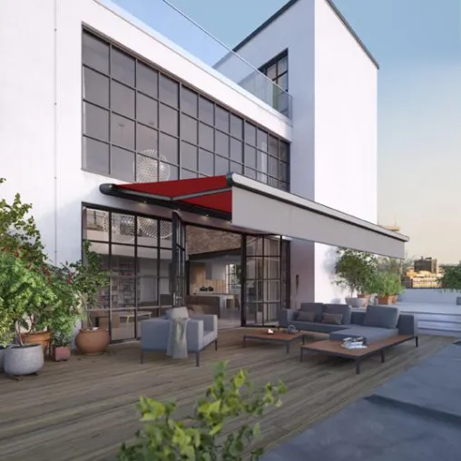 Bild: Prämiertes Design an der Hauswand - Futuristisches Markisenmodell von markilux erntet Preissegen