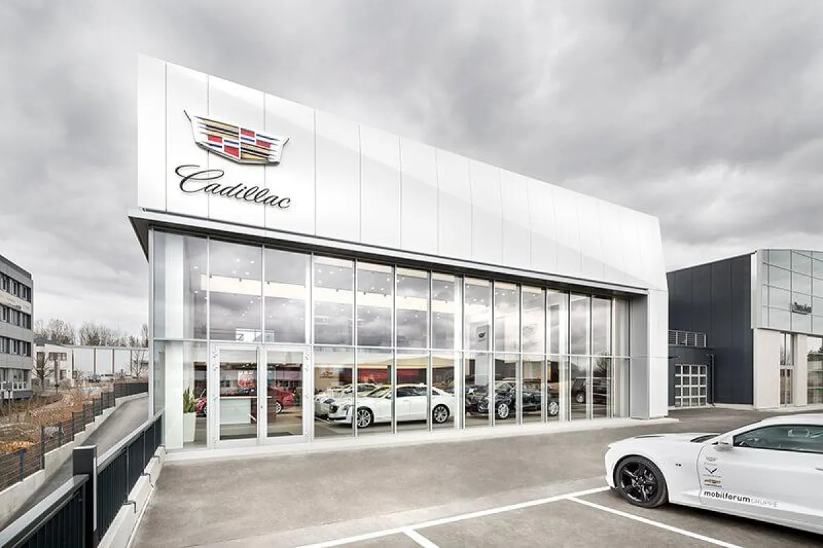 Cadillac-Standort der mobilforum Gruppe, Autohaus Dresden-Kesselsdorf. © Cadillac Europe, PR