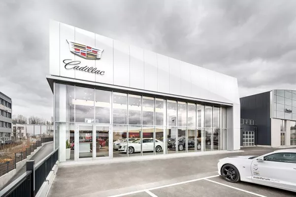 Eröffnung Cadillac-Autohaus Dresden-Kesselsdorf Bild: Eröffnung Cadillac-Autohaus Dresden-Kesselsdorf