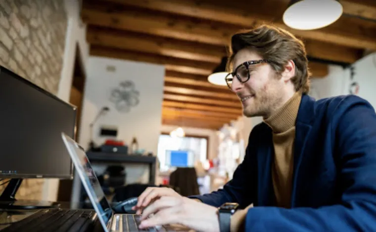 Bild: ÒCIO – Die Eyewear Revolution für „Digital Natives“