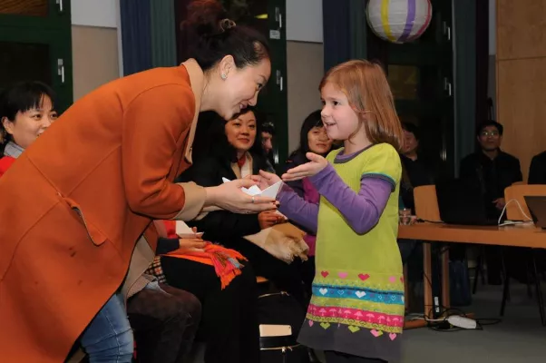 Bild: Spitzen-Kita aus Langenhagen erhält Besuch von chinesischer Regierungsdelegation