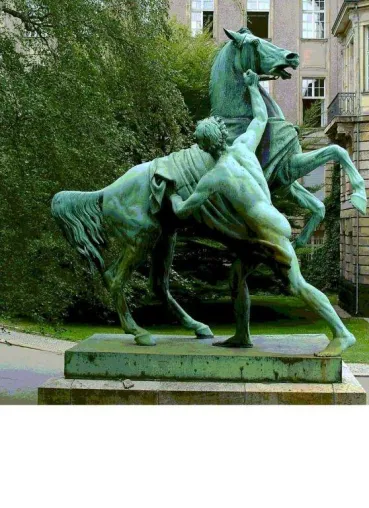 Bild: Das Einbringen der „Rossebändiger“ in den Martin-Gropius-Bau