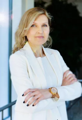 Bild: Neue Stellvertretungen für Pflegedirektorin und Leitenden Ärztlichen Direktor nehmen Dienst auf