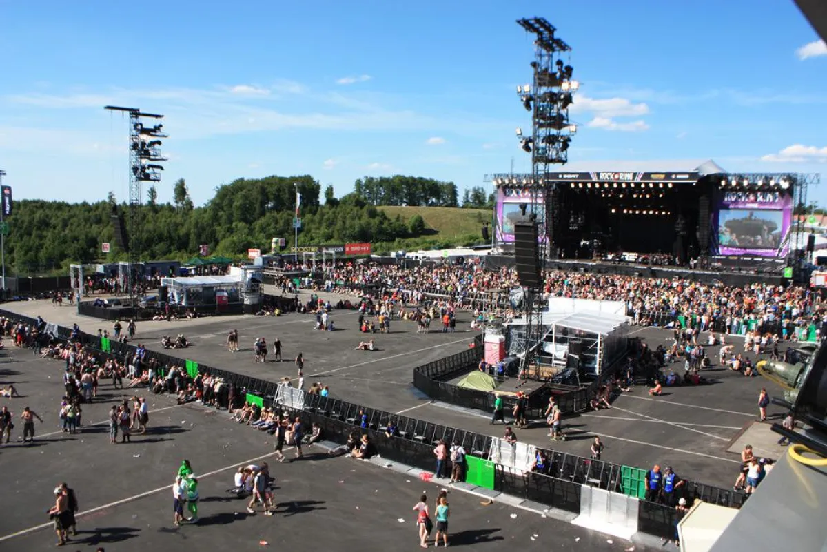 eps GIGS Absperrsysteme vor Rock am Ring Mainstage