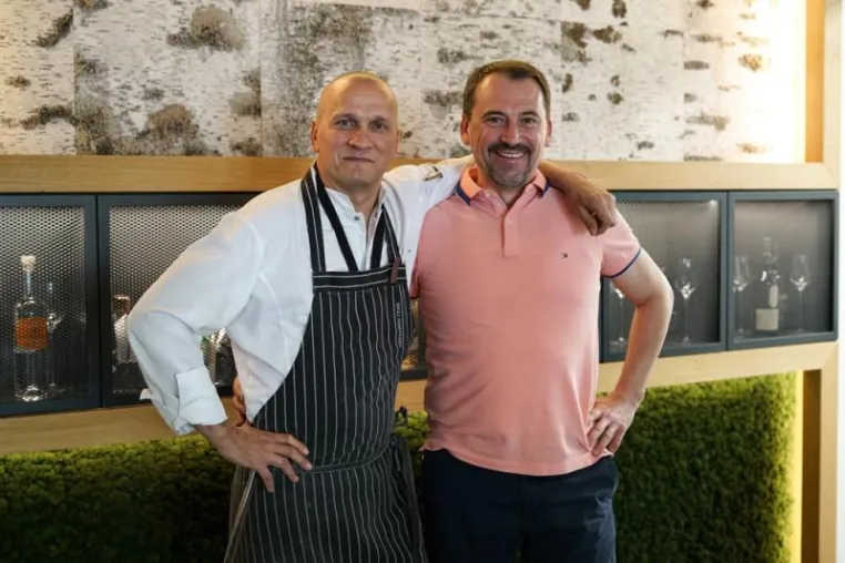 Bild: Nordisch-südliche Herzensküche - Sauli Kemppainen und Vedad Hadziabdic im Restaurant Savu am Kurfürstendamm