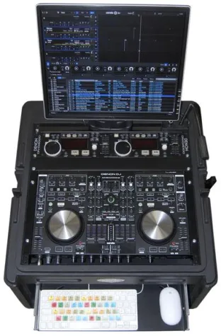 Kompakte Lösung für mobile DJs Bild: Kompakte Lösung für mobile DJs