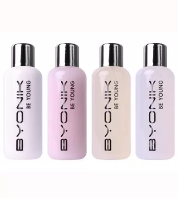 Bild: Die neue Reinigungsserie von BYONIK sorgt für frühlingsfrische Haut