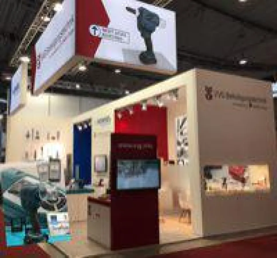 Akku-Nieter RivSmart auf der BlechExpo 2017 in Stuttgart