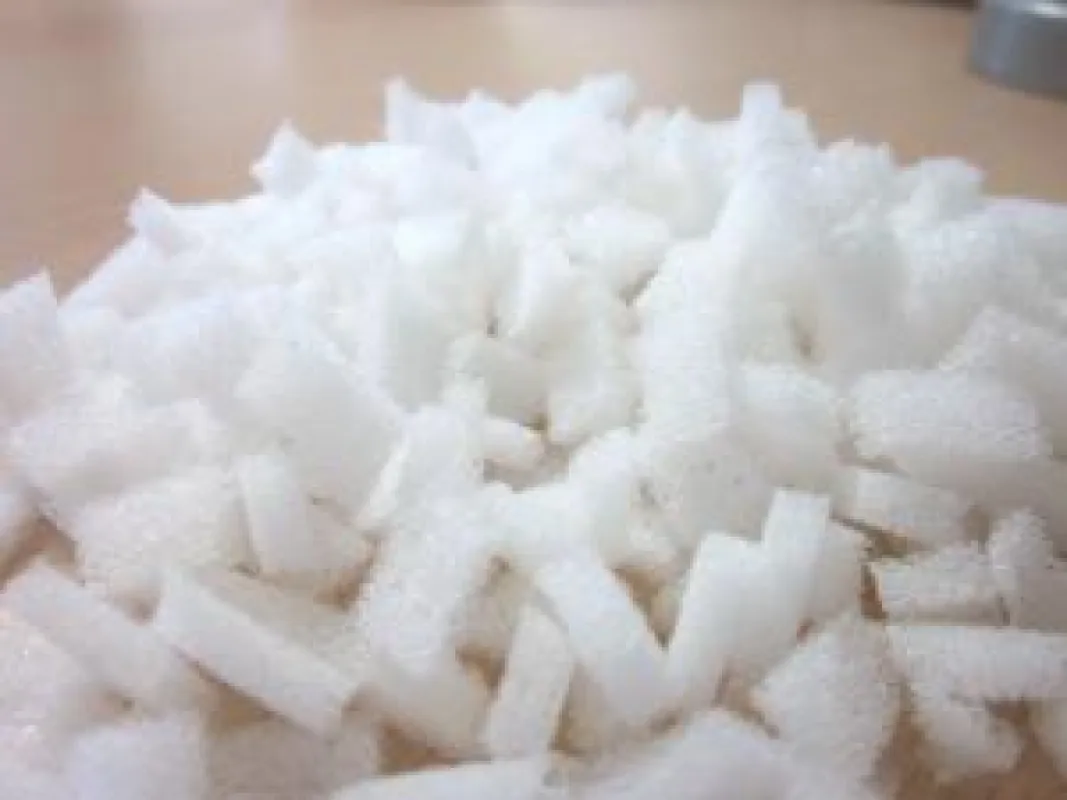 SIANKA®-Qualität in Stäbchenform. Die kleinen, feinporigen Poly-Sticks sorgen für ein gesundes Bettk