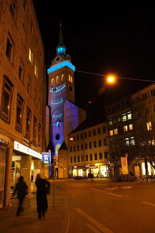 Alter Peter, München - Glockenklänge sichtbar machen...