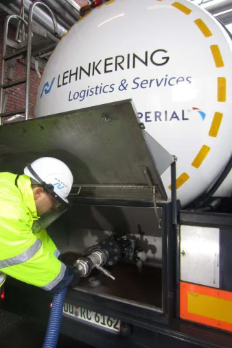Bild: LEHNKERING erweitert Onsite Services für LANXESS im CHEMPARK Krefeld-Uerdingen
