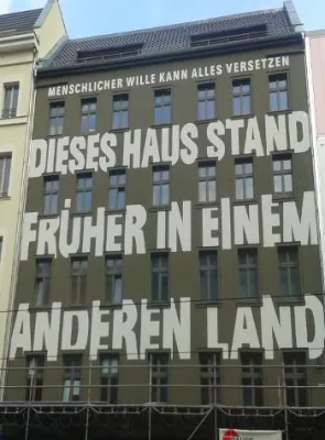 Bild: Biografiearbeit Ost - Workshops zur Vergangenheitsbewältigung des Lebens in der DDR