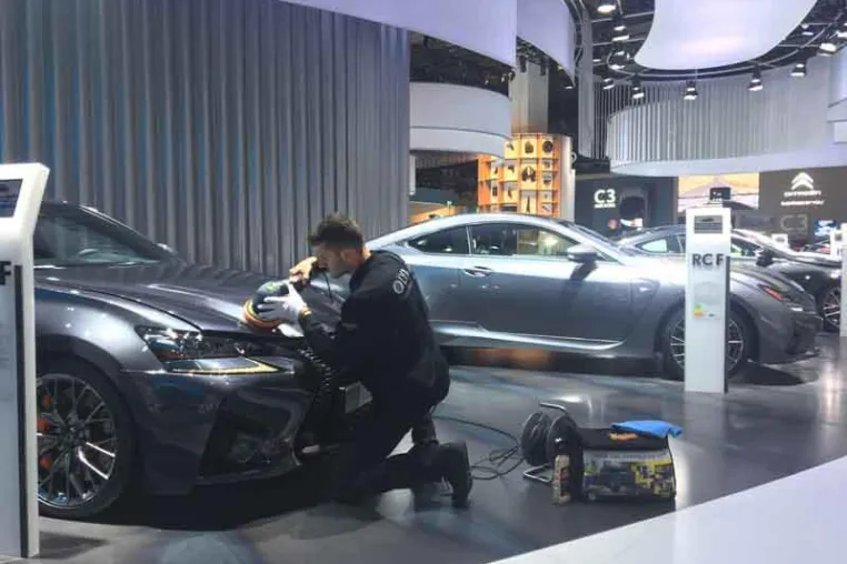 Umfangreicher Aktionsradius: OLYMP auf der IAA 2017 Bild: Umfangreicher Aktionsradius: OLYMP auf der IAA 2017