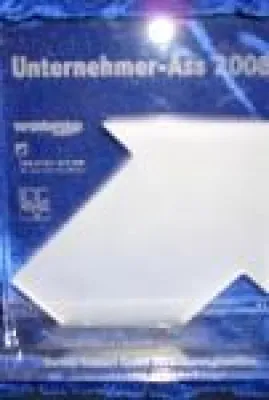 Bild: Deutscher Versicherungsmakler und Deutsche Versicherungsagentur des Jahres als "Unternehmer-Ass 2009" gekürt