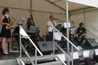 His Major Six - Gastauftritt der neuen Jazzband beim Hersbrucker Altstadtfest Bild: His Major Six - Gastauftritt der neuen Jazzband beim Hersbrucker Altstadtfest