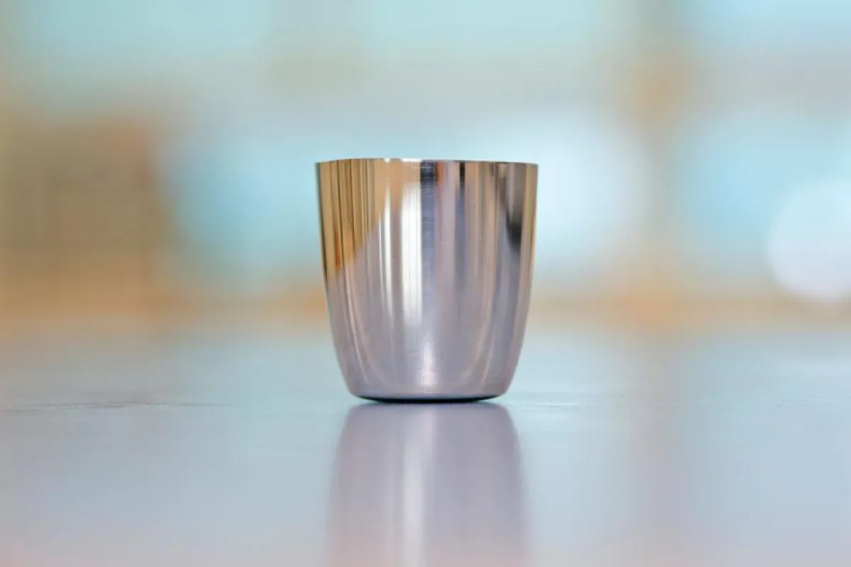 Tiegel aus Platin und Platinlegierungen sind unentbehrlich für Schmelzaufschlüsse im chemischen Labor (Foto: Heraeus)