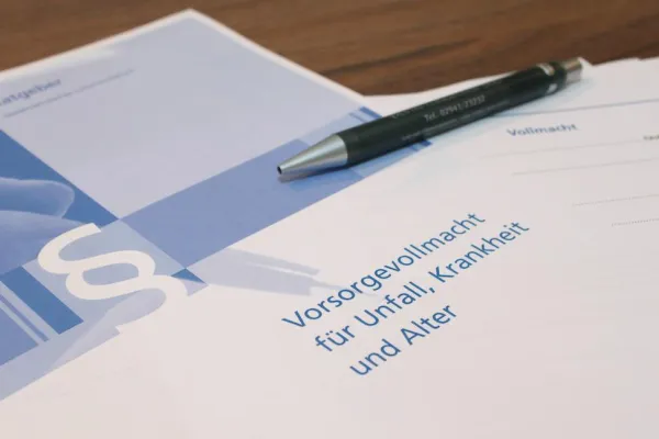 Bild: Anwalt referiert zur Vorsorgevollmacht