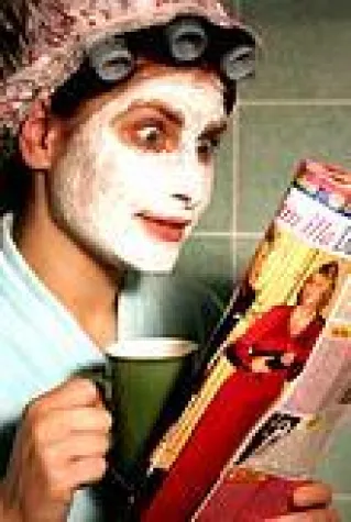 Bild: Schlimmer als der Tod: Ein Abend mit dem Versicherungsvertreter