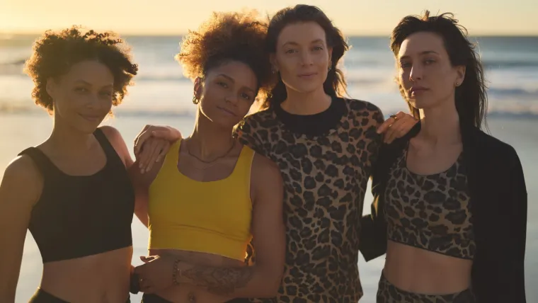 Faire Mode aus der Steiermark: Lounge Cherie mit Haltung & Stil Bild: Faire Mode aus der Steiermark: Lounge Cherie mit Haltung & Stil