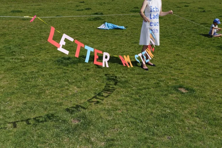 Bild: LETTER AM STEINPLATZ