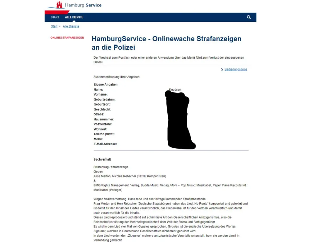 Strafanzeige bei der Polizei Hamburg (© Knudsen)