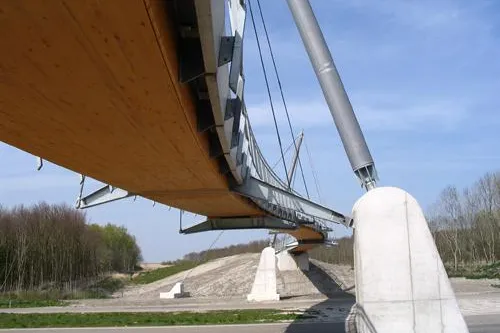 Bild: Moderne Holzbrücken, immer attraktiver