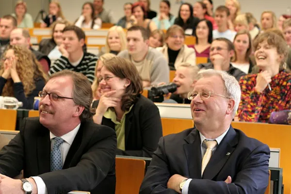 Bild: Führende Tourismusexperten zum 10. Tourismusforum hautnah: Premieren und Einblicke an der Hochschule Harz
