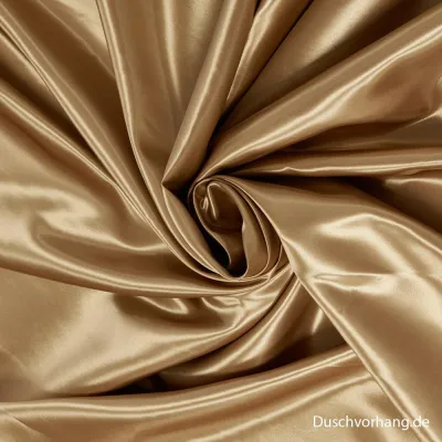 Bild: Der Duschvorhang aus Gold oder Silber als Investment für das Badezimmer