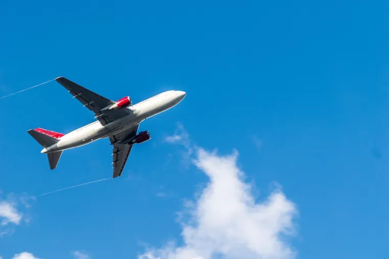 Bild: Direkt ins Abenteuer – Neue Flugverbindungen machen Komodo mit SeaTrek einfacher denn je