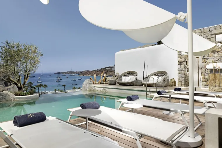Das Luxus-Boutique-Hotel Kensho Ornos auf Mykonos öffnet am 29. April 2022 Bild: Das Luxus-Boutique-Hotel Kensho Ornos auf Mykonos öffnet am 29. April 2022