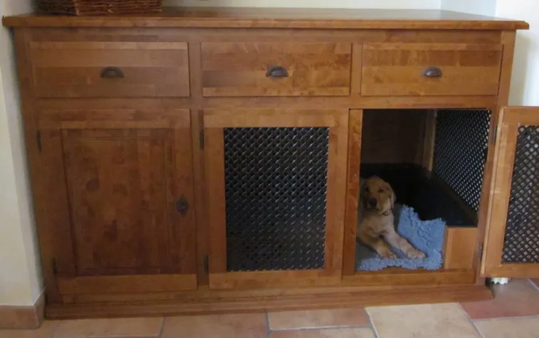 Bild: Hundebox als Möbelstück – das Schöne mit dem Nützlichen verbinden