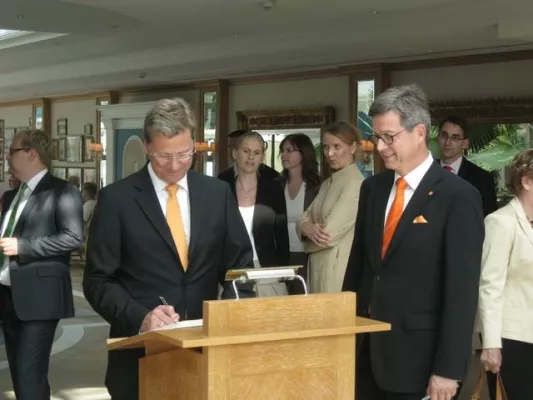 Bild: Außenminister Guido Westerwelle trifft baltische Amtskollegen im Kurhaus Binz
