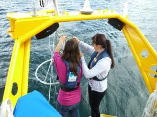 "Das Meer mit anderen Augen sehen": Tausend Seemeilen waren Jungforscher beim Meereswettbewerb unterwegs Bild: "Das Meer mit anderen Augen sehen": Tausend Seemeilen waren Jungforscher beim Meereswettbewerb unterwegs