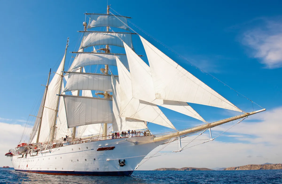 Viermaster Star Clipper im Mittelmeer (© Foto Star Clippers)