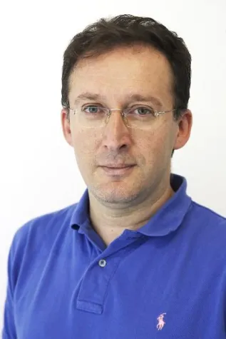 Plastische Nasenoperation-Schönheit und Norm Bild: Plastische Nasenoperation-Schönheit und Norm