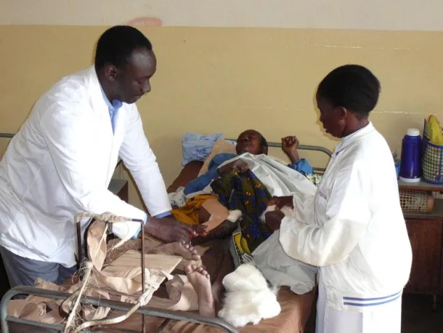 Eine Tonne Hilfsgüter nach Tansania Bild: Eine Tonne Hilfsgüter nach Tansania