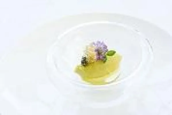 Bild: Was gibt es an heißen Sommertagen besseres als ein erfrischendes, leichtes Dessert?