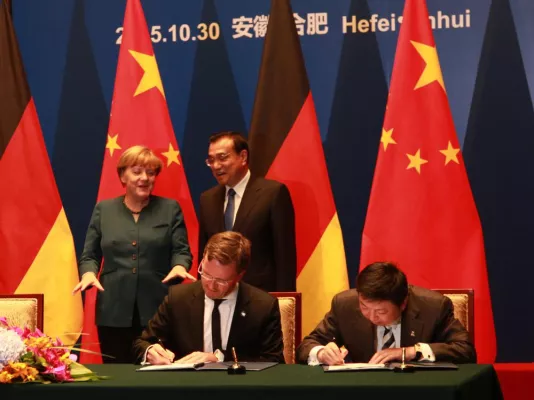 Bild: KZA Architekten unterzeichnen Kooperationsabkommen in China