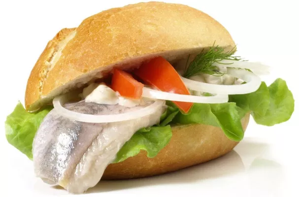 Bild: gamescom 2011: gamecity:Hamburg lädt zum traditionellen Fischbrötchen-Empfang