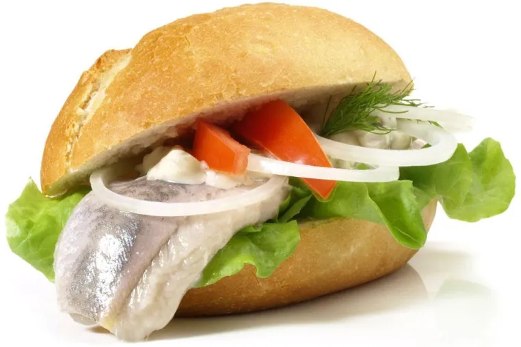 Bild: gamescom 2011: gamecity:Hamburg lädt zum traditionellen Fischbrötchen-Empfang