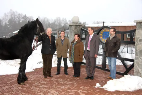 Bild: Führungswechsel beim Europäischen Tier- und Naturschutz e.V.: Wolfgang Stephanow neuer Präsident