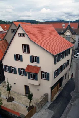 Bild: Land unterstützt Reportageschule