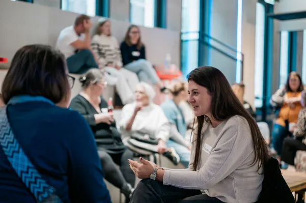 Bild: Nach dem Hamburger Volksentscheid: Bürger:innen Panel ringt um Antworten zu Sozialstaat und Markt