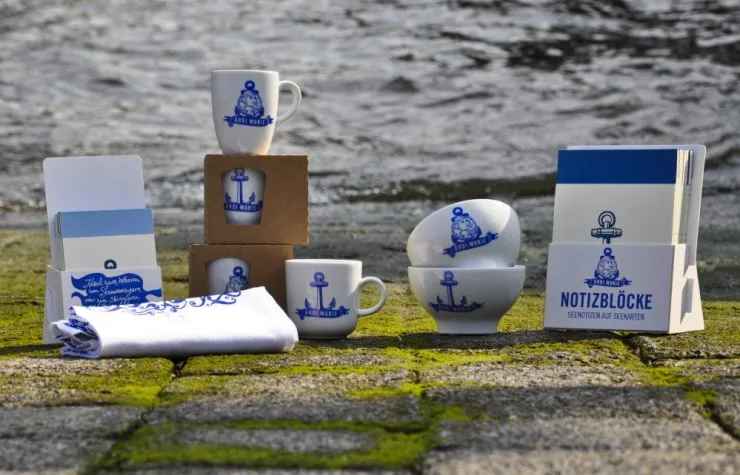 Bild: Maritimes Design verspricht blau-weiße Weihnachten