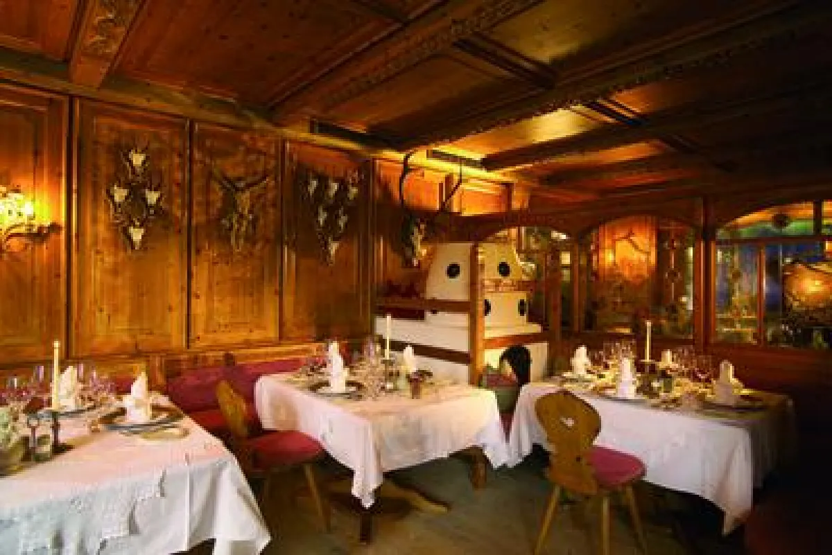 Hubertusstube im 5-Sterne SPA-HOTEL Jagdhof