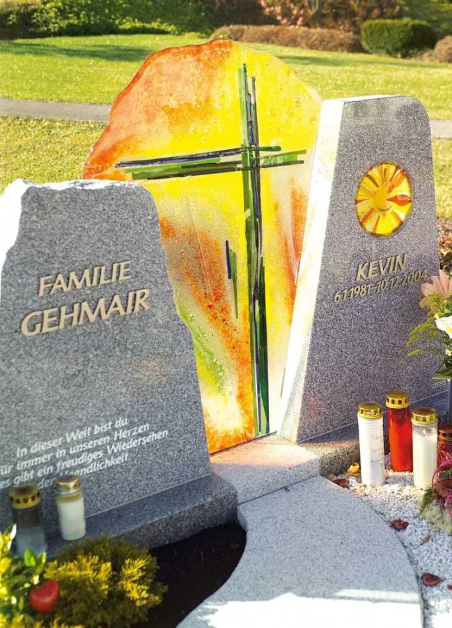 Strasser - Kunstwerke für die Ewigkeit