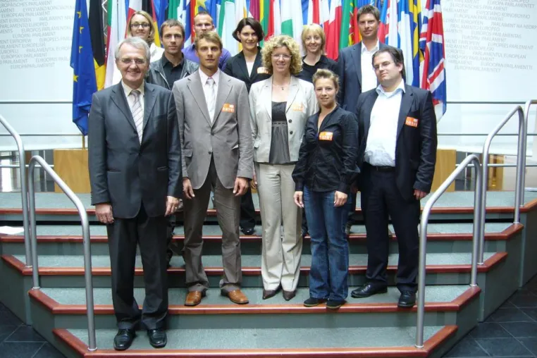 WBO-Junioren zu Gast bei Rainer Wieland, Vizepräsident des Europäischen Parlaments in Straßburg Bild: WBO-Junioren zu Gast bei Rainer Wieland, Vizepräsident des Europäischen Parlaments in Straßburg