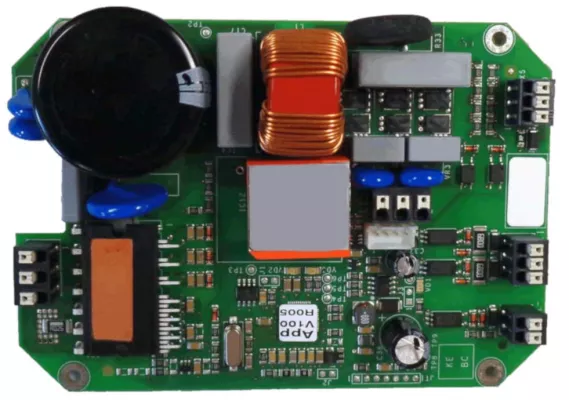 KNESTEL entwickelt und produziert kundenspezifischen Frequenzumrichter zum Einbau in den Motorklemmkasten Bild: KNESTEL entwickelt und produziert kundenspezifischen Frequenzumrichter zum Einbau in den Motorklemmkasten
