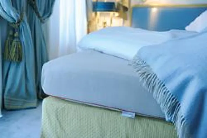 Bild: Urzinger Textilmanagement setzt auf innovatives GORE™ Matratzen-Schonsystem