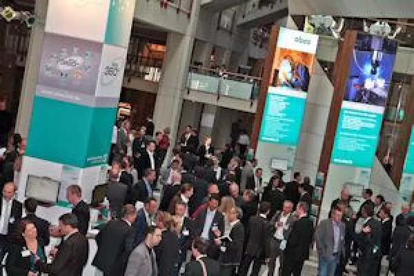 Bild: Kunden-Event abas 360°: Ein wenig revoluztionär...